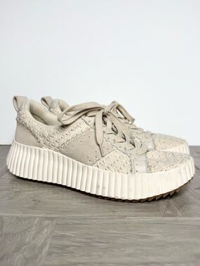 Dolce Vita Neutral Platform Lace Up Sneaker 7